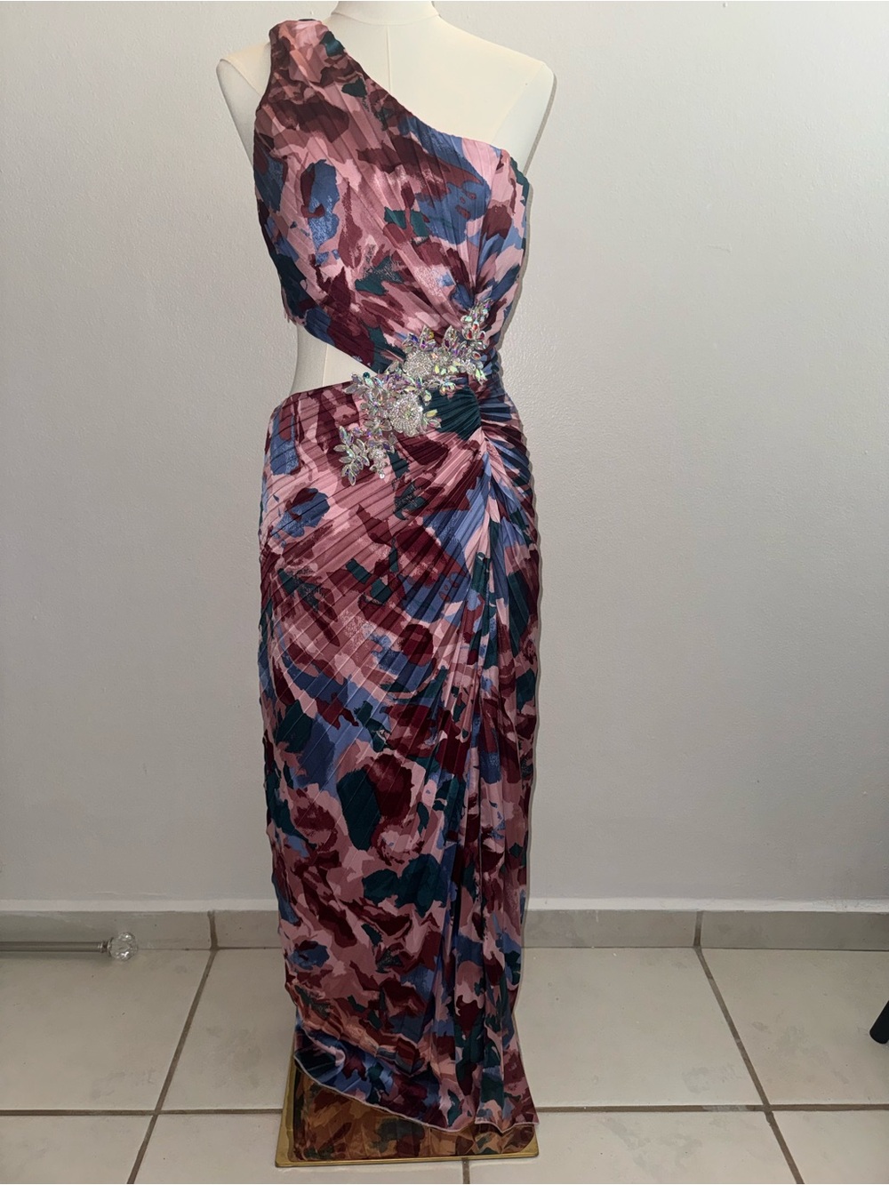 One-Shoulder Pink Floral Pleated Evening Gown with Embellished Waist